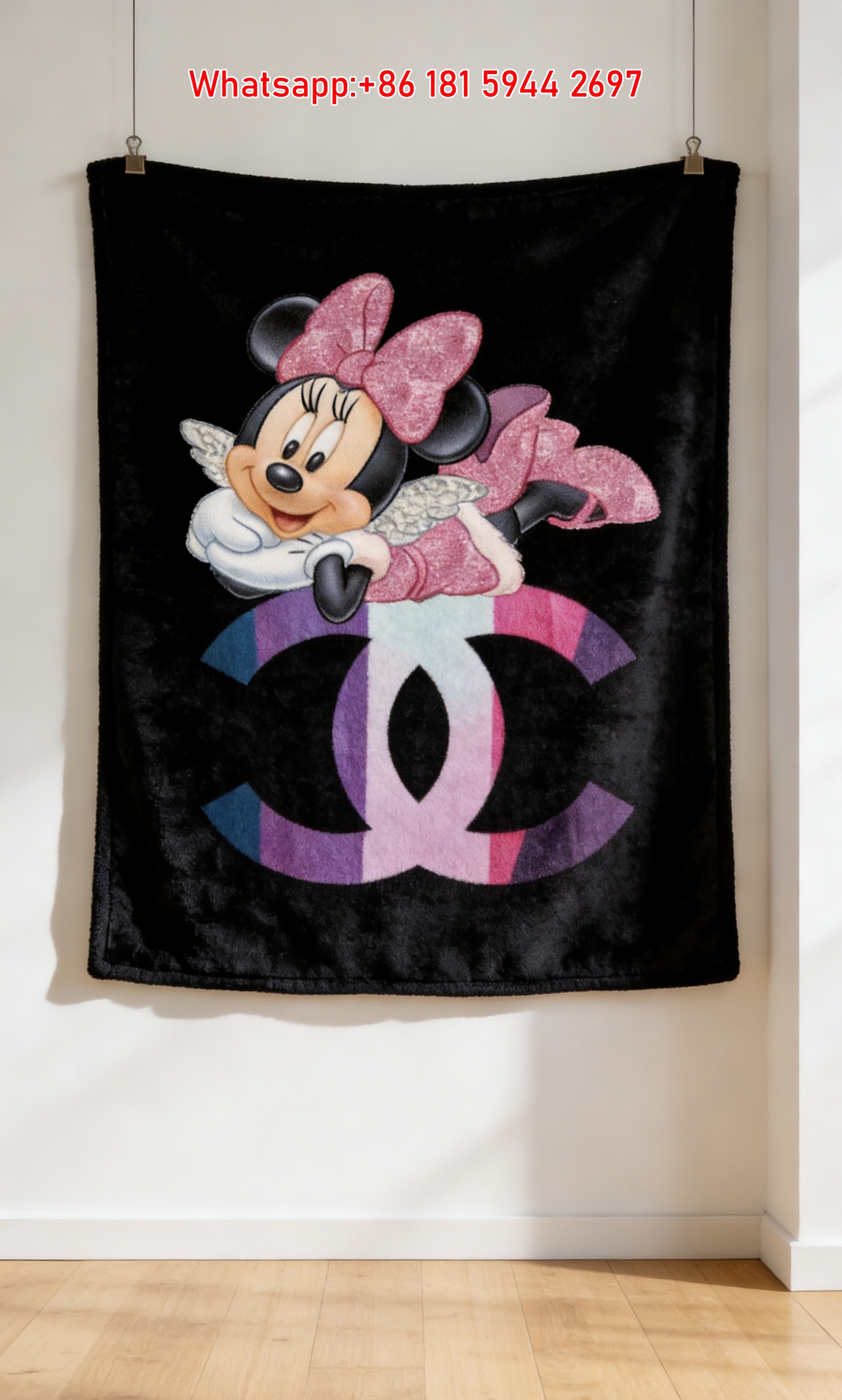 Chanel Glitter Minnie Mouse Flannel Throw Blanket IMG_7133